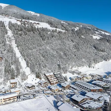 アパート In Neukirchen Near Lift